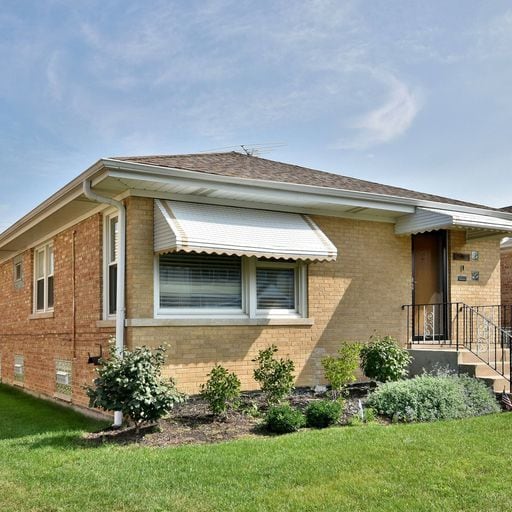 Foto del edificio - 7309 N Ottawa Ave