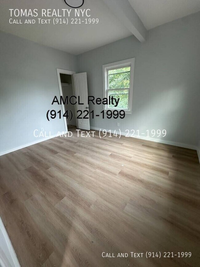 Building Photo - 401 S 7th Ave