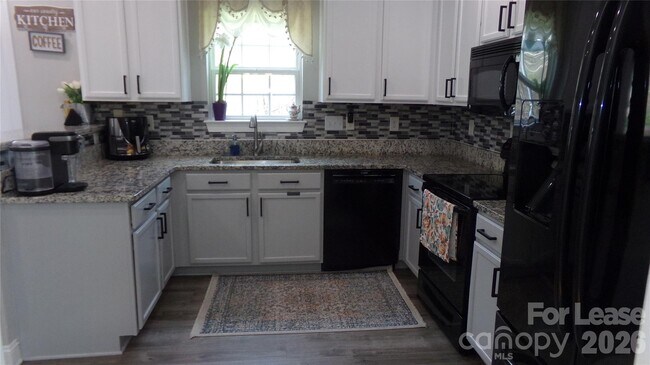 Foto del edificio - 10418 Glenmeade Rd