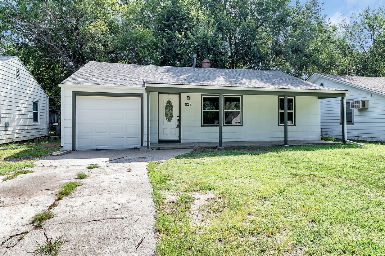 Foto principal - 828 S Pershing St