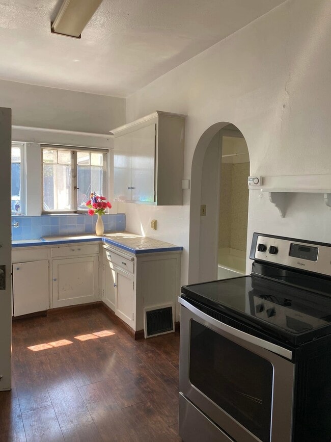 Foto del edificio - 101 Magnolia Ave