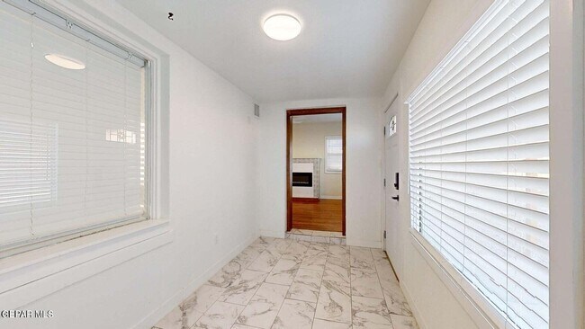 Foto del edificio - 3420 Harrison Ave