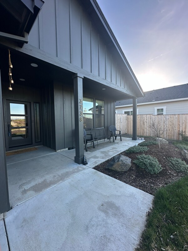 Building Photo - 3738 Durst St