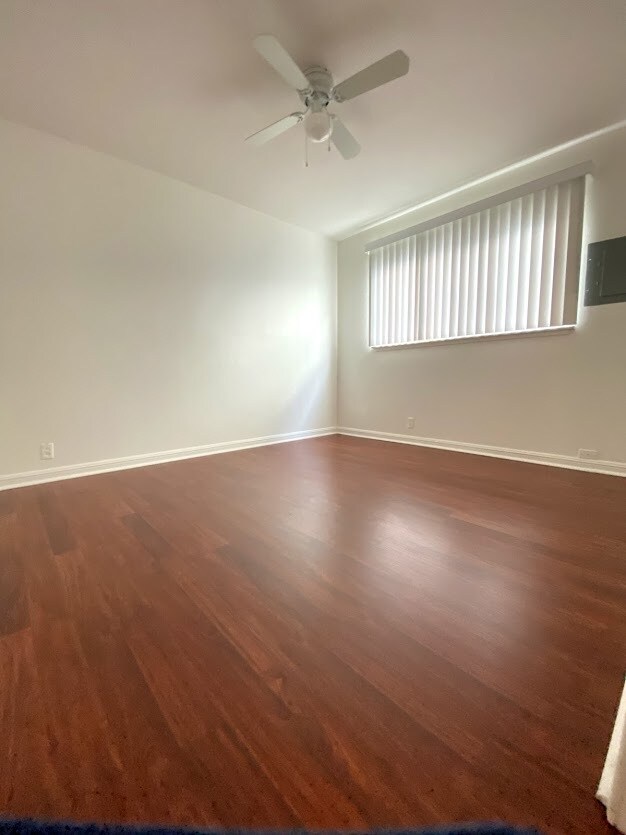 Foto del edificio - 1742 Kentfield Ave