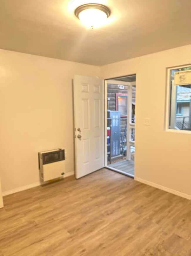 Building Photo - Studio Unit #3