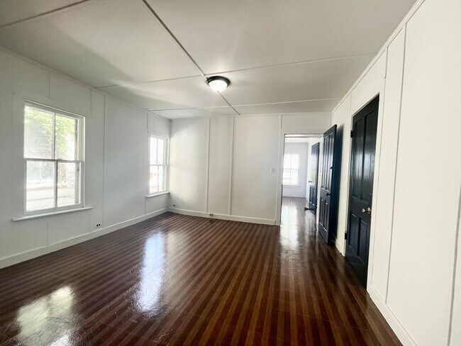 Foto del edificio - 741 Riverside Ave