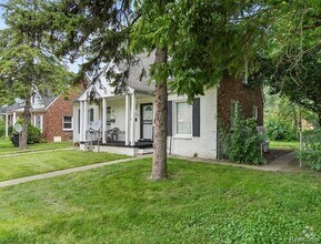 Building Photo - 18738 Morang Ave
