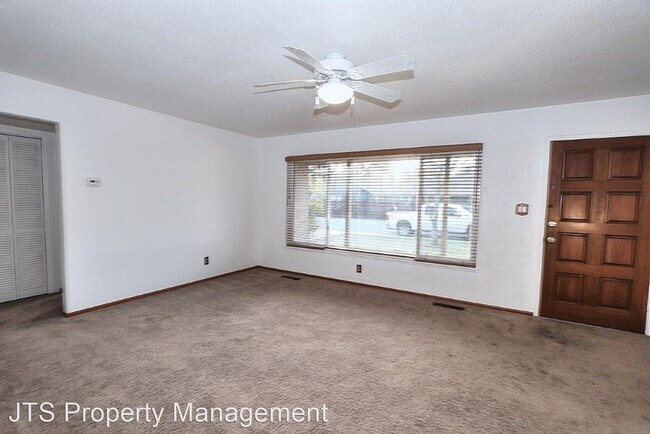 Building Photo - 2 br, 2 bath House - 4781 Mead Avenue