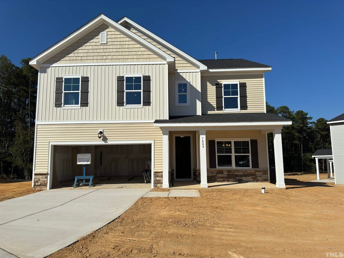 Primary Photo - 1809 Delaney Hills Ln