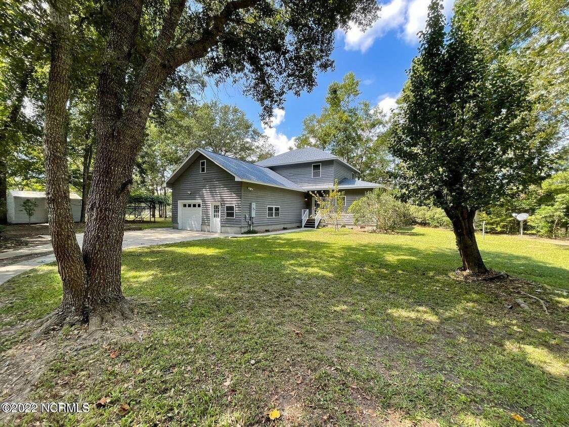 806 Willbrook Cir, Sneads Ferry, NC 28460 House Rental in Sneads