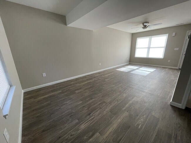 Foto del edificio - BRAND NEW!! 3 Bed 2.5 Bath house JUST BUILT for rent in Winfield, MO!