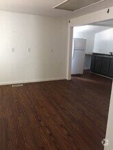 Building Photo - 503 Fisk St