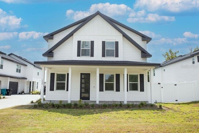 Photo - 1999 Peel Avenue Unit Townhome