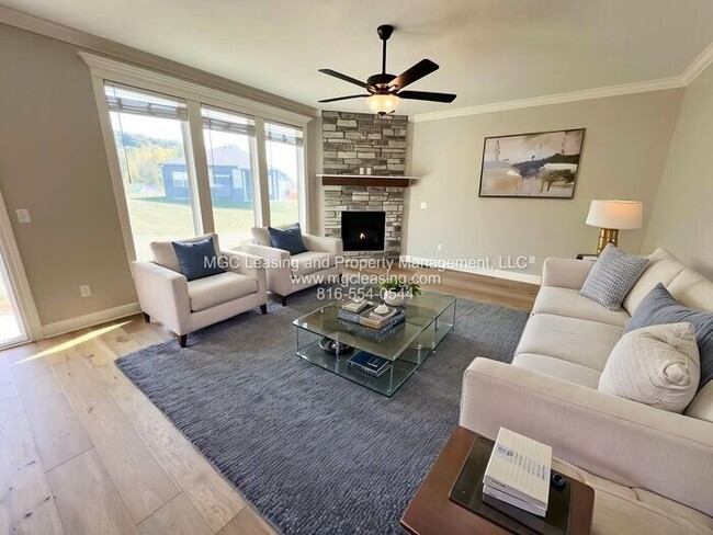 Foto del edificio - Location and Luxury Perfected in Parkville!