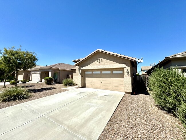 Building Photo - 44038 Granite Dr