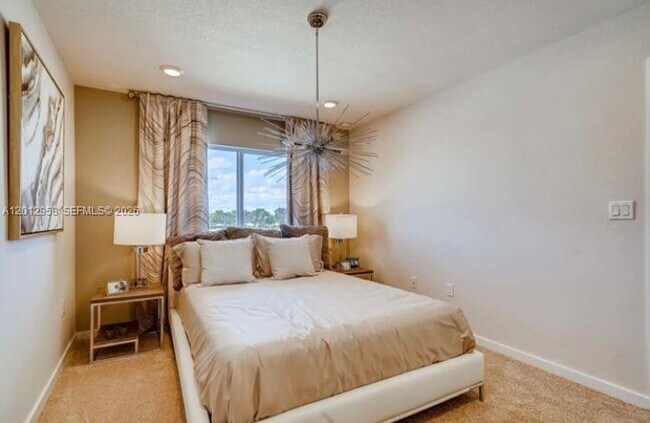 Foto del edificio - 2341 SE 11th St