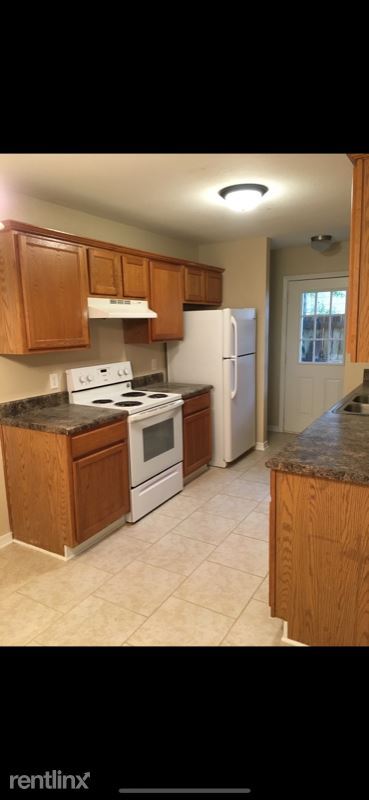 Building Photo - 3 br, 2 bath Townhome - 9 Grand Lido