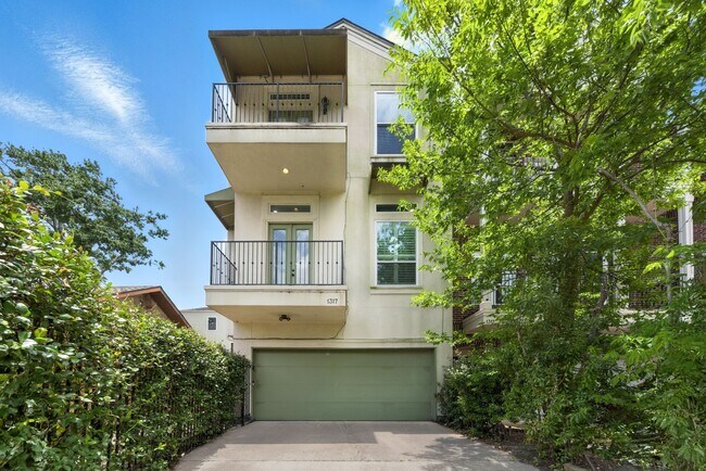 Building Photo - 1317 Bomar St