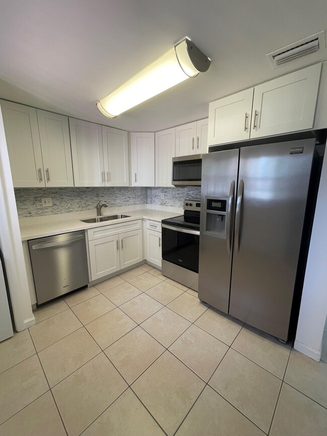 Building Photo - 6175 NW 57th St