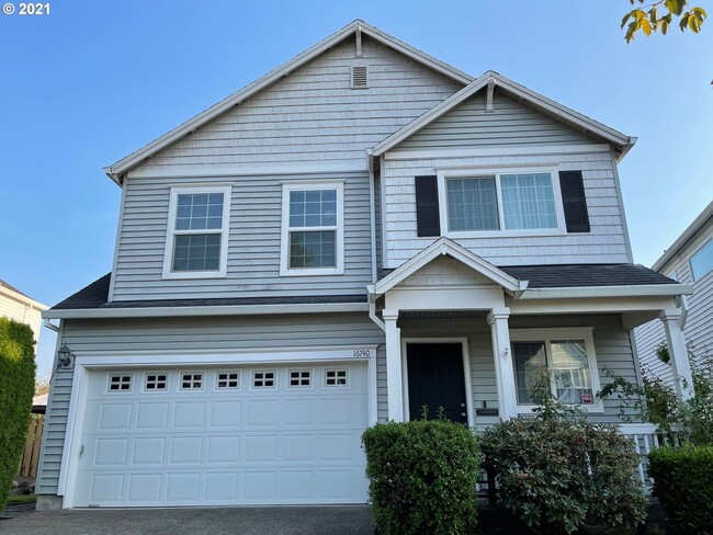 Building Photo - Fabulous Bethany 3 Bed 2..5 Bath! Community Trails, A/C, Garage ~ Convenient to Nike, Intel & More!