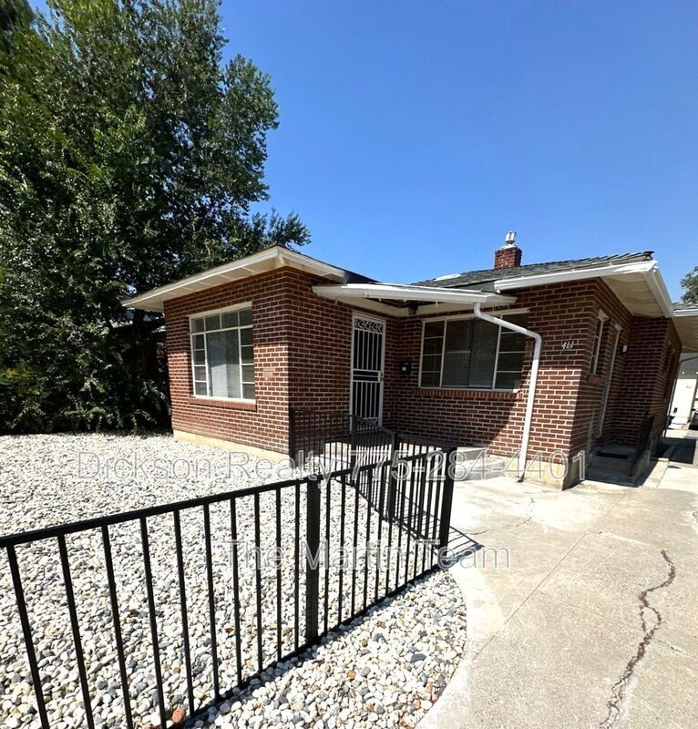 Primary Photo - 411 Colorado River Blvd