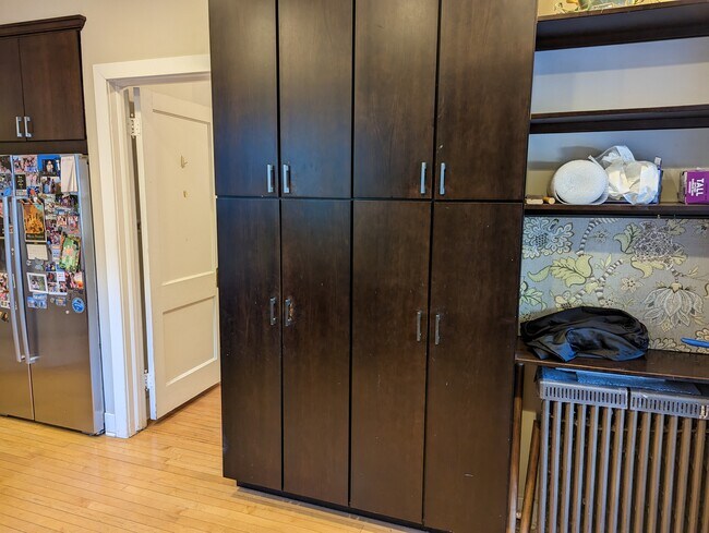 Foto del edificio - 1426 W Balmoral Ave