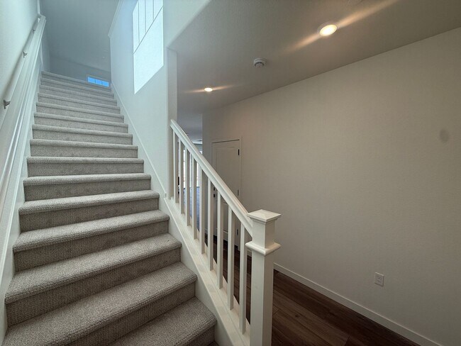 Foto del edificio - 8801 J Sheehan St