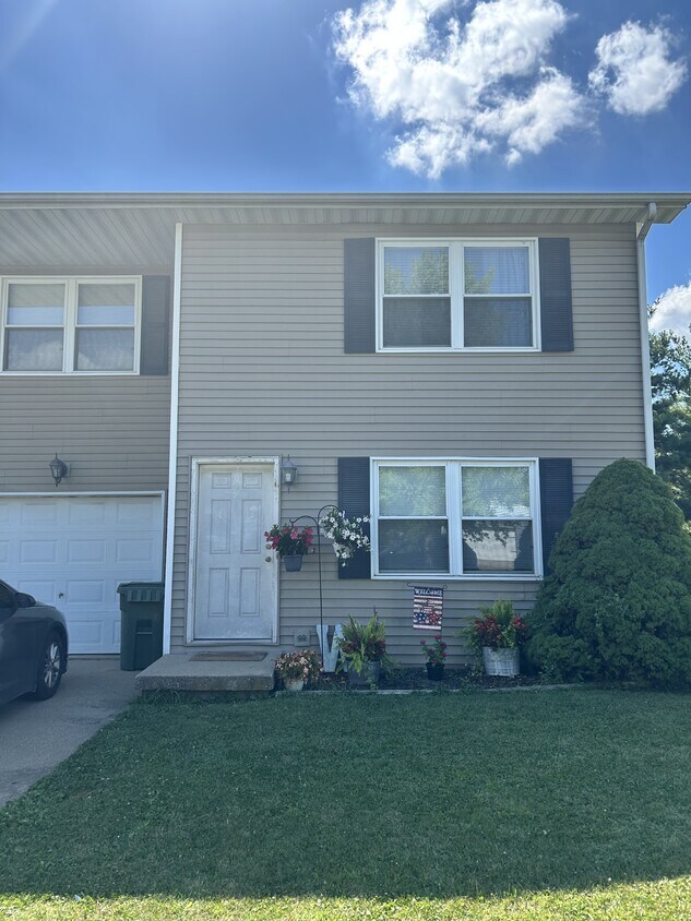 Foto principal - 603 Dianne Ct