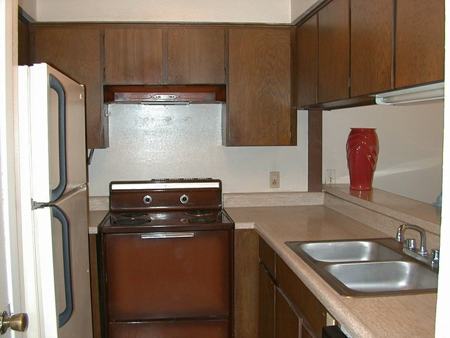 Kitchen - Seville Apartments