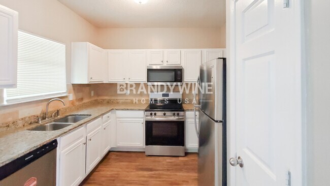 Foto del edificio - 395 Haverhill Ln