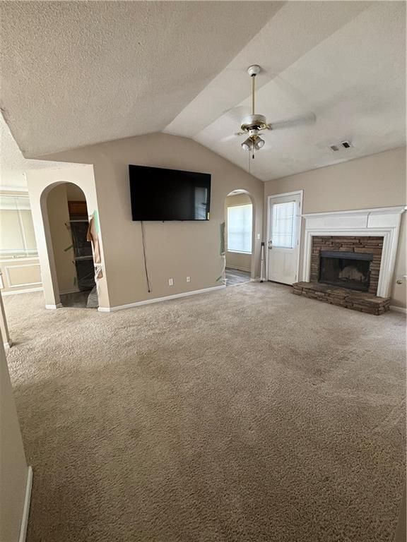 Building Photo - 664 Rosewood Cir