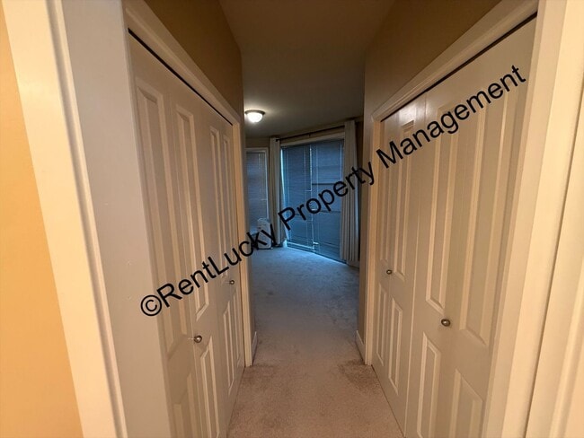 Foto del edificio - Two Bed Two Bath Condo