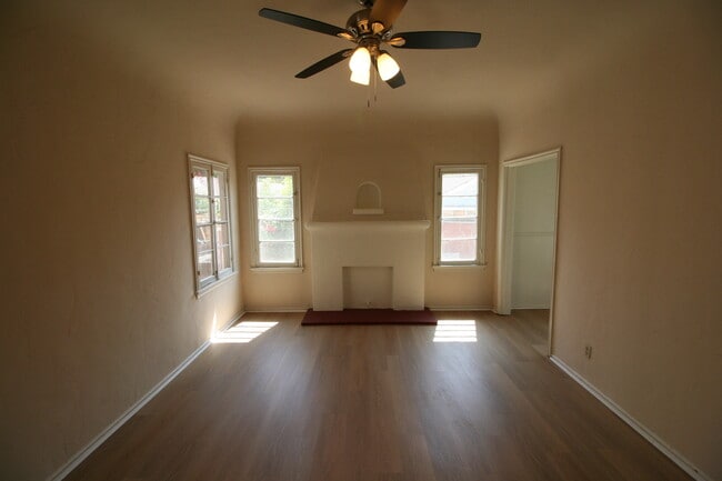 Building Photo - 238 S Tower Dr