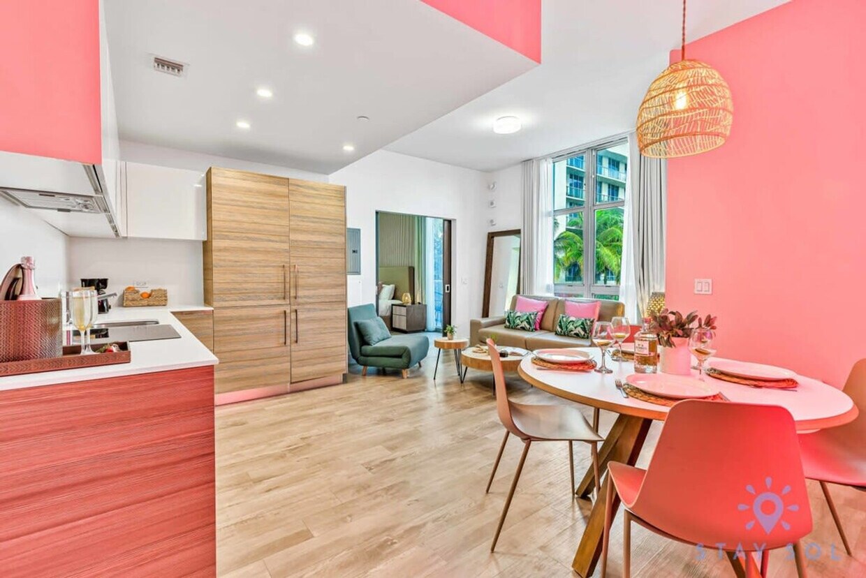 Foto principal - 777 N Ocean Dr