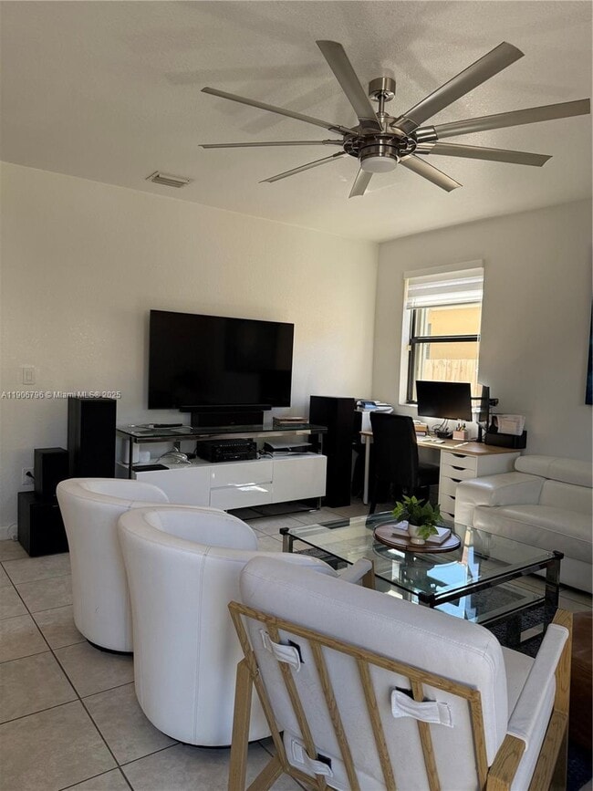 Foto del edificio - 180 SE 36th Ave