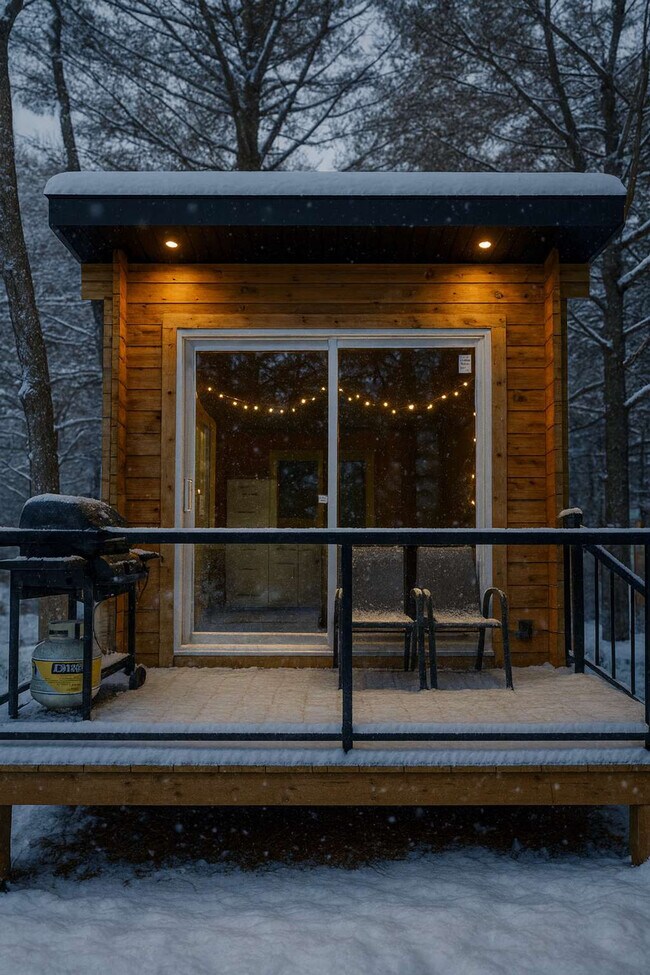 Photo du bâtiment - 28 Hall's Quarry Rd