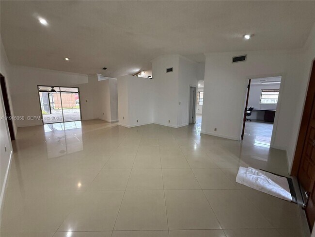 Foto del edificio - 14381 SW 19 Terrace