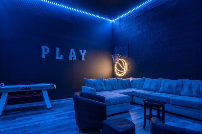 Building Photo - 7540 Gathering Dr