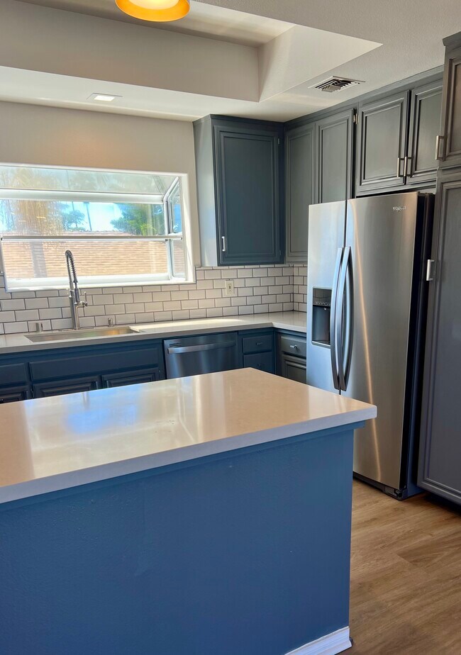 Fully Equipped Kitchen 1 - 812 Vernon Ave