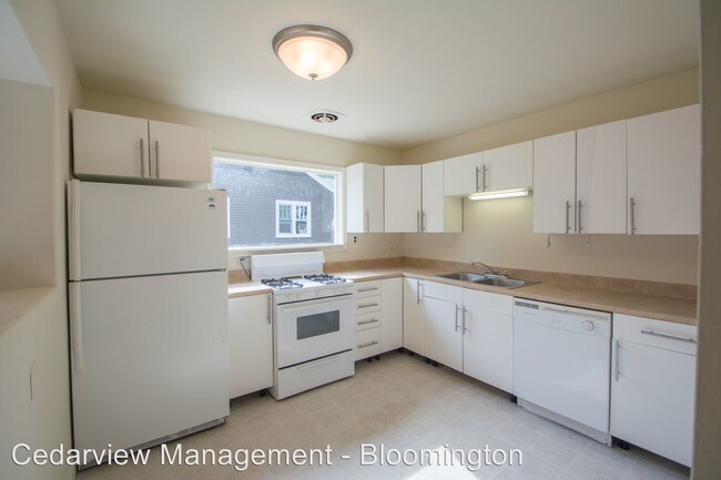 Foto del edificio - 907-907 E 13th St