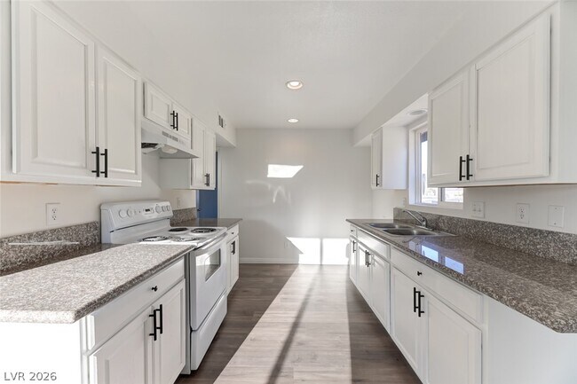 Foto del edificio - 29 Gold Bar Ct