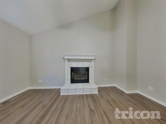 Foto del edificio - 8835 NE 73rd Ct
