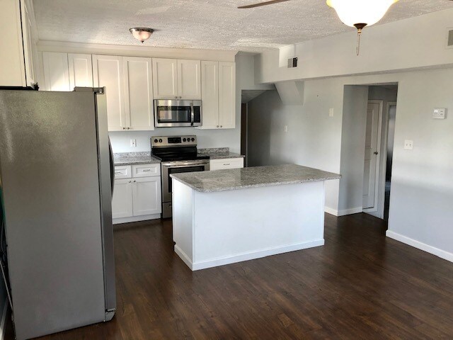 Foto del edificio - 1226 S Clinton St