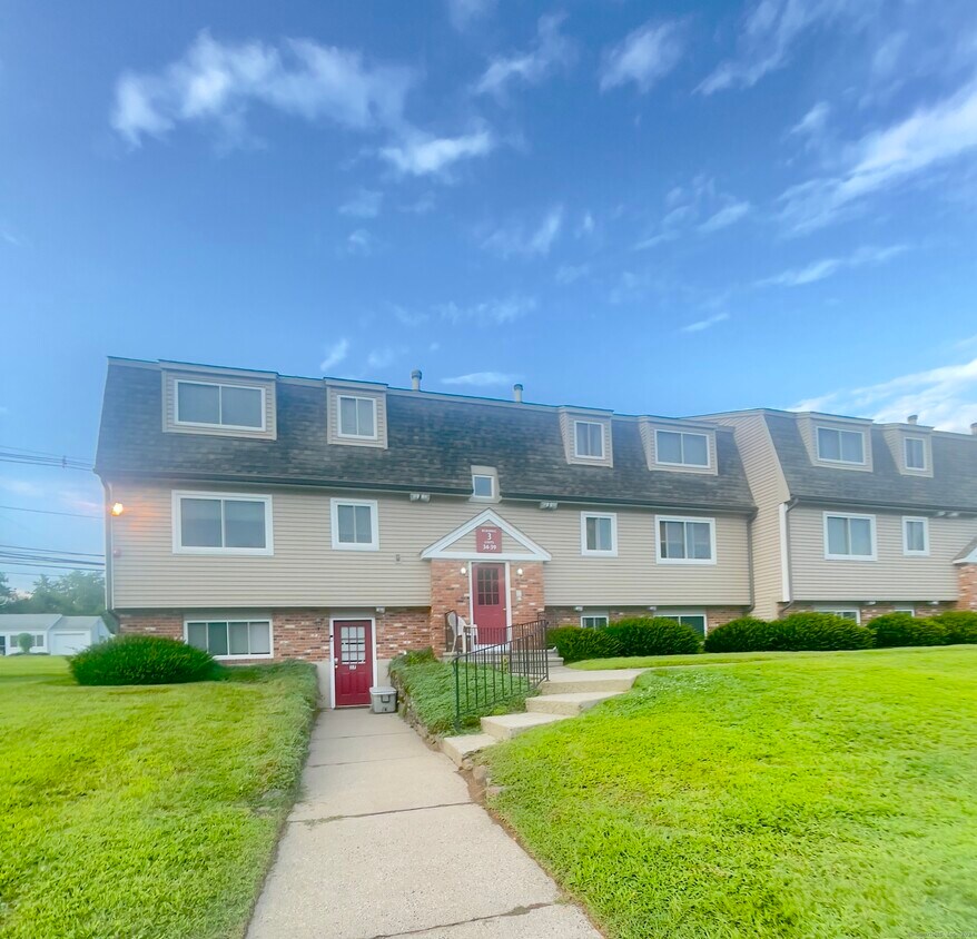 Foto principal - 38 Evergreene Rd