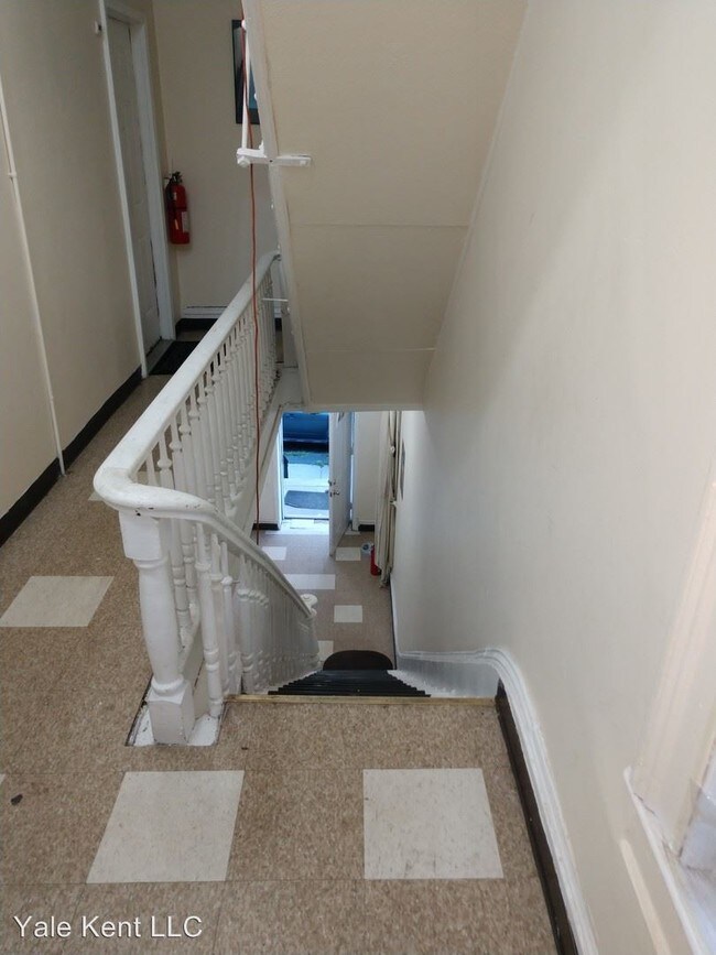 Foto del edificio - 136 W Grand St