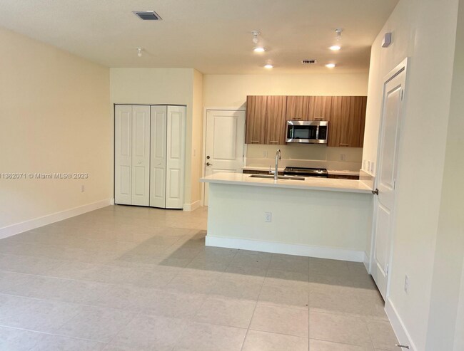 Building Photo - 4527 NW 83rd Path