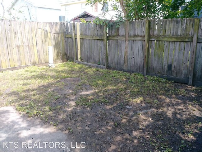 Building Photo - 3 br, 2 bath House - 7851 Buffalo Rd