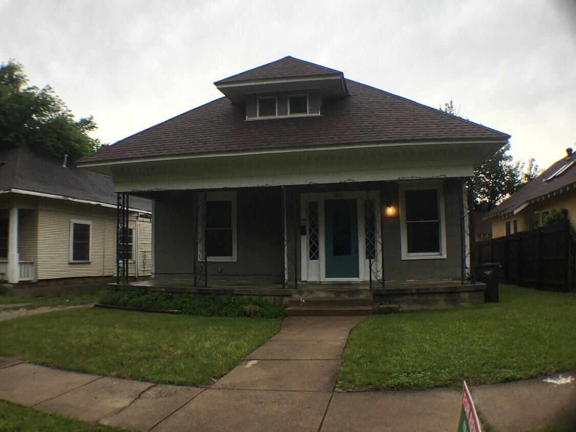 1804 St, Fort Worth, TX 76110 House for Rent in Fort Worth