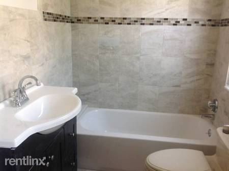 Foto del edificio - 3 br, 2 bath Apartment - 119 Dexter Ave