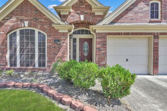 Foto del edificio - 9307 Meadow Ford Ct